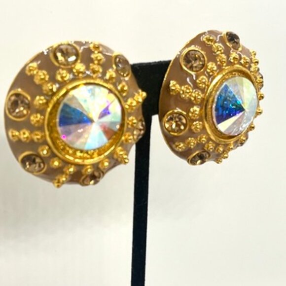 VINTAGE BLANCA AURORA BOREALIS RIVOLI ENAMEL GOLD TONE CLIP EARRINGS SIGNED - Picture 3 of 16